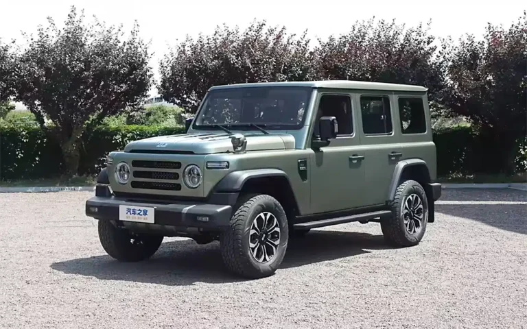 Land Rover Defender has a Chinese clone that costs just $14K